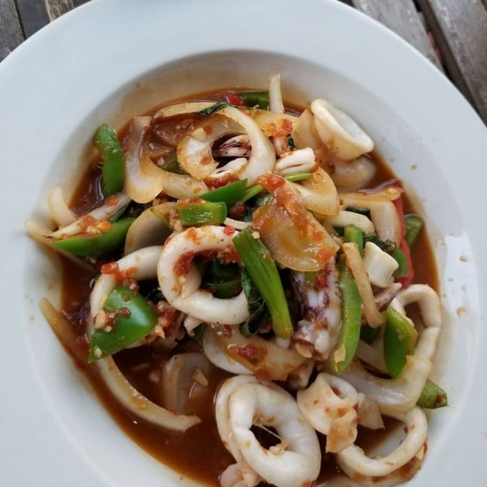 Chilli Basil Sauce Entree.